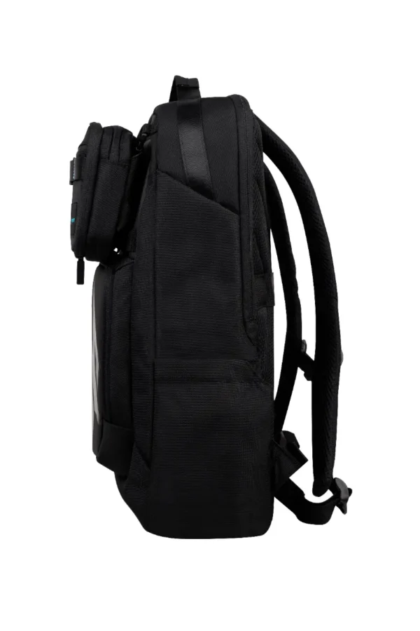 Predator Gaming Extreme 17" Backpack - Image 8